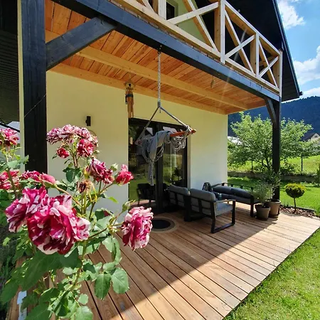 Domki Pod Lasem Gorce Z Kominkiem I Jacuzzi Ochotnica Dolna Exterior photo